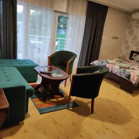 Mila Riverside Bed & Breakfast