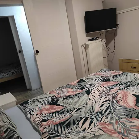 Mila Riverside Bed & Breakfast